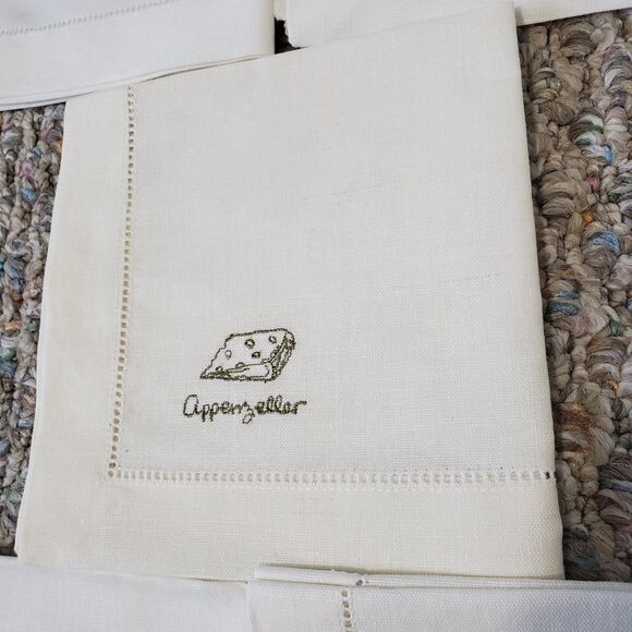 Williams-Sonoma Cheese Cocktail Napkins Linen Cotton Green Embroidered  *READ* - Picture 4 of 9